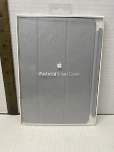 Apple Smart Protective Cover Light Gray Excellent Condition - Picture 1 of 6