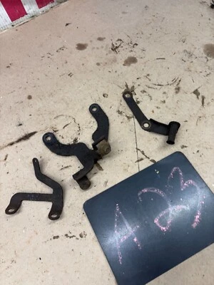 1981-1986 DODGE W150 D250 318 360 SBD SMALL BLOCK ENGINE ACCESSORY BRACKETS LOT - Image 1 of 4