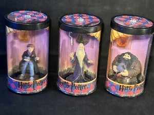 Minifigurine Enesco HARRY POTTER con mirino - Lotto di 3 - Serie Hero - Foto 1 di 21