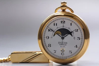 Vintage 1988 Seko Alba Success V338-0010 Moon Phase Quartz Pocket Watch JAPAN - Image 1 of 4