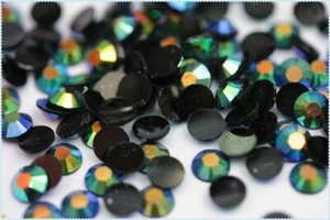 3gr strass - nero riflesso cangiante da incollare misura 5mm RESIN RHINESTONE - Picture 1 of 1