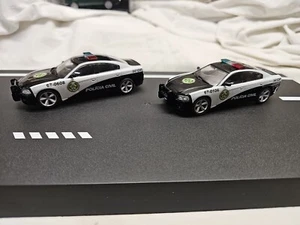 2 Dodge Charger Policia Civil Fast And Furious Altaya 1/43 Diorama Limité - Foto 1 di 13