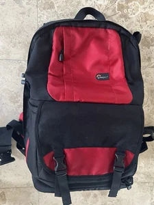 Lowepro Fastpack 250 Camera Backpack Red Black DSLR Camera, Notebook, Drone - Picture 1 of 14