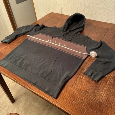 Sudadera con Capucha OBEY Y2K Para Hombre L Blanca Bordada Deletrear Patinador Grunge Thrashed Foto 1 de 4