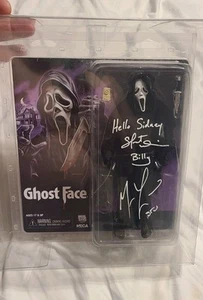 Scream Ghostface Toy Action Figure Signed by Matthew Lillard & Skeet Ulrich BAS - Picture 1 of 8