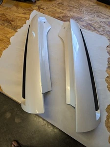 2002-2006 Cadillac Escalade And Escalade ESV Appliques D Pillar Trim Covers 800J - Picture 1 of 5