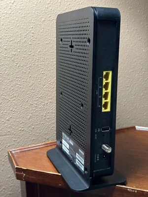 — - Netgear CG3000Dv2 N450 DOCSIS 3.0 Modem WiFi Router w/ Adapter - Image 1 of 4