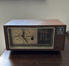 General Electric AM FM Clock Radio Model 7-4550D Walnut Wood Finish WORKS 