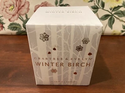 ¡NUEVO! Vela perfumada CRABTREE & EVELYN “Winter Birch” - 30 horas - 3” X 4” Foto 1 de 4