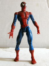 SPIDER-MAN (CLASSIC) - 2001 Marvel Universe 6 Inch ToyBiz Action Figure