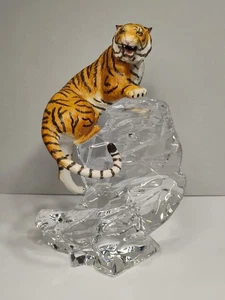 The Siberian Tiger Figurine with Lead Crystal Base 1995 Franklin Mint Great Cond - Picture 1 of 12