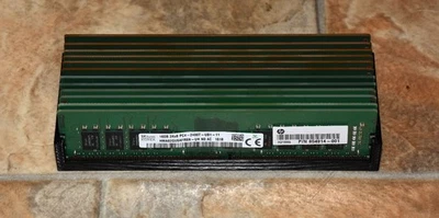 Lote de 12 SK Hynix 16GB 2Rx8 PC4-2400T-UB1-11 y 8GB 1Rx8 PC4-2666V-UA2-11 RAM Foto 1 de 3