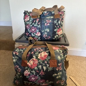 Vntg 90s Laura Ashley Blue Duffle & Tote Bag Shabby Floral Cottage Chic - Picture 1 of 17