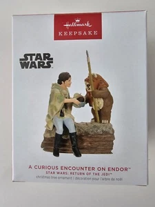 2023 Hallmark Ornament Star Wars "A CURIOUS ENCOUNTER ON ENDOR" ~ NIB - Picture 1 of 3