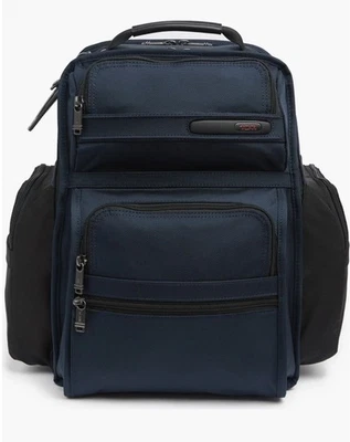 Mochila TUMI Brier nueva con etiquetas $550 azul/negro Foto 1 de 4