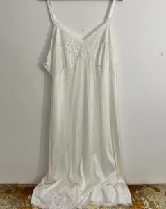 Velrose Nylon Lace Full Slip Ivory Women’s Sz 48 - Picture 1 of 7