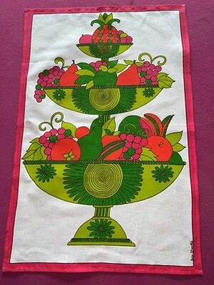 Superbe torchon en lin années 1970 signé Annie Chazottes  72 cm x 47 cm - Photo 1/4