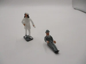 CORGI TOYS GS-40  REPLACEMENT FIGURES  JOHN STEED AND EMMA PEEL ONLY NO VEHICLE - Picture 1 of 6