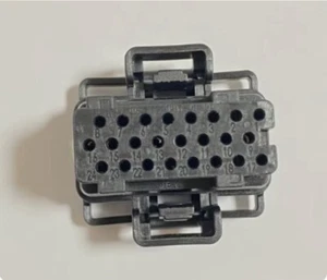 1 STCK. NEU PASSEND FÜR Stecker 4-1437287-6 Buchse Gummi Schale 24 Wege - Bild 1 von 3