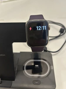 Apple Watch Series 7 45mm złota obudowa ze stali nierdzewnej - GPS + komórka - odblokowana - Zdjęcie 1 z 13
