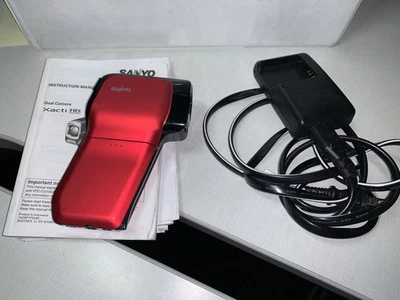 Sanyo Xacti VPC-CG10 MPEG-4 HD 10mp Dual Camera Camcorder Tested Works - Image 1 of 4