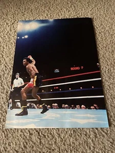 Vintage SUGAR RAY LEONARD vs. ROBERTO DURAN 1980 FIGHT Photo Magazine Clipping - Picture 1 of 1