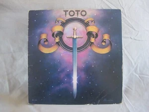 Toto : Self-Titled 1978 Pop Rock LP Vinyl Record JC 35317 (Grade G+) - Picture 1 of 12