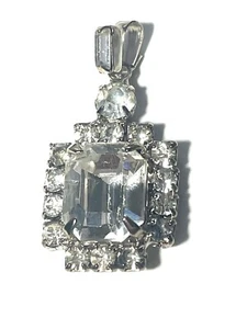 Vintage Modeschmuck Anhänger aus geschliffenem Glas und Strass. - Bild 1 von 4