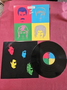 1982 QUEEN U.S. LP "Hot Space" Elektra 60128...VG+(SPOTTING) - Imagen 1 de 4