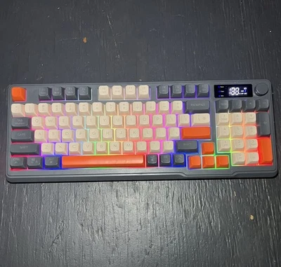 FREEWOLF M96 Wireless Bluetooth Dual-Mode Keyboard PBT Keycap Screen Knob - Grey - Image 1 of 4