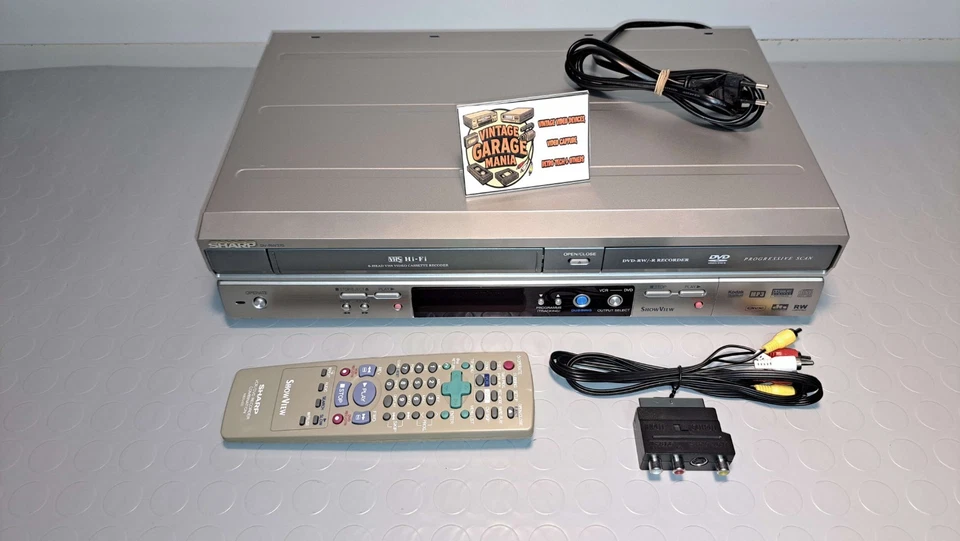 Videoregistratore vcr VHS DVD recorder Sharp DV-RW370S Hi-Fi PERFETTO COME NUOVO - Immagine 1 di 4