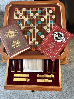 Used very good condition. Franklin Mint SCRABBLE Collector's Edition Set  - Image 1 of 4