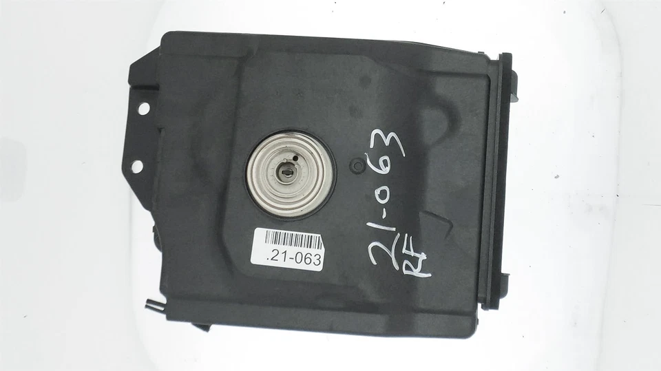 2014-2018 Bmw 328D Sedan Passenger Right Subwoofer 65-13-9-210-150 - Image 1 of 4