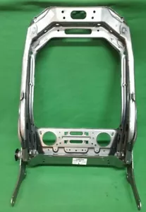 for RANGE ROVER EVOQUE 2012> MANUAL RH FRONT SEAT FRAME NEW GENUINE LR038714 - Picture 1 of 6