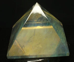 745g PRETTY YELLOW SMELTING QUARTZ CRYSTAL PYRAMID HEALING - Picture 1 of 9