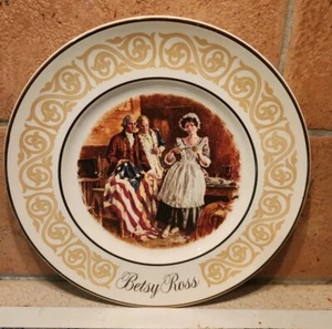 AVON--BETSY ROSS COLLECTOR PLATE--1973--WEDGEWOOD..ENGLAND  - Picture 1 of 4