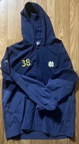 Notre Dame Football Team Issued Under Armour Full Zip Hooded Jacket #38 Size XL Cover