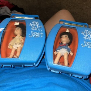 VINTAGE REMCO "JAN" DOLL IN CARRY CASE 2x - Picture 1 of 10