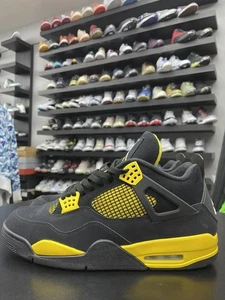 Taglia 13 - Jordan 4 Retro Yellow Thunder - Foto 1 di 10
