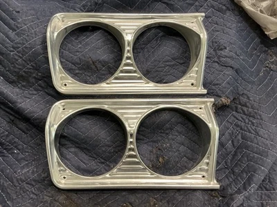 64 biseles de faros FURY - MUY BONITOS Savoy Belvedere Plymouth 1964 SIN ABOLLADURAS Foto 1 de 4