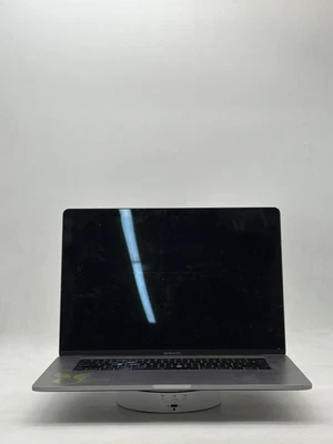 MacBook Pro 15"  i9-9880H 16GB 512GB Space Gray - (Read) - Image 1 of 4