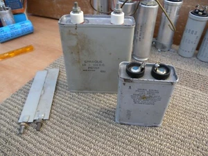 2 pcs. 1 Sprague 10uf 600vdc 1 General electric 4uf 600vdc great worked conditio - Picture 1 of 7