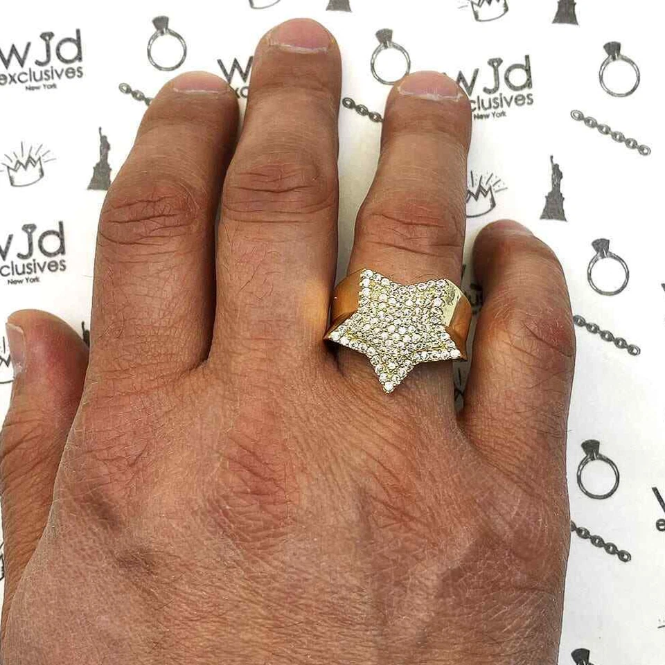 14K Yellow Gold Stone Pave Five Pointed Star Signet Ring - Image 1 of 1