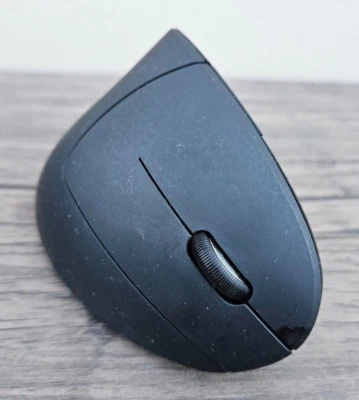 Anker Wireless Vertical Ergonomic Optical Mouse T53 - Image 1 of 4