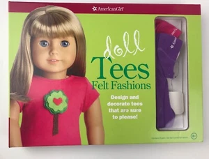 AMERICAN GIRL Doll Tees Felt Fashions Kit Book 5 Stencils & 2 T-shirts Open Box - Imagen 1 de 8
