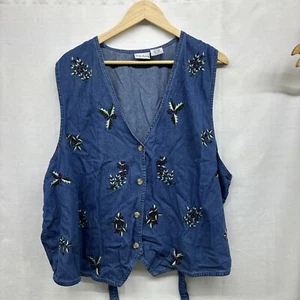 Vintage Bobbie Brooks Denim Christmas Holly Embroidered Vest 26W/28W - Picture 1 of 6