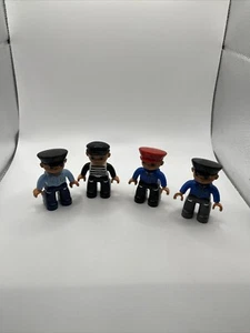 Lego Duplo Figure Lot 4 pieces TRAIN CONDUCTOR , PRISONER  N 2 Police  SEE - Picture 1 of 11