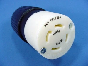 Hubbell Bryant L14-30R Twist Turn Locking Connector Plug 30A 125/250V 71430NC - Picture 1 of 4