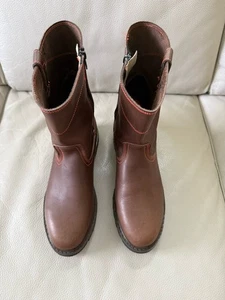 Wellington Leather Western Work Biker Boots Brown Men’s Sz 9D - Picture 1 of 7