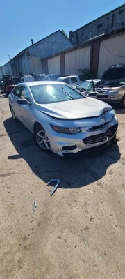 16-24 CHEVROLET MALIBU PASAJERO puerta delantera vidrio/ventana derecha 1,5 L *SOLO VIDRIO* Foto 1 de 4